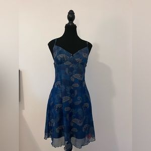 Beautiful soft dress, multiple layers.  Romantic feel.